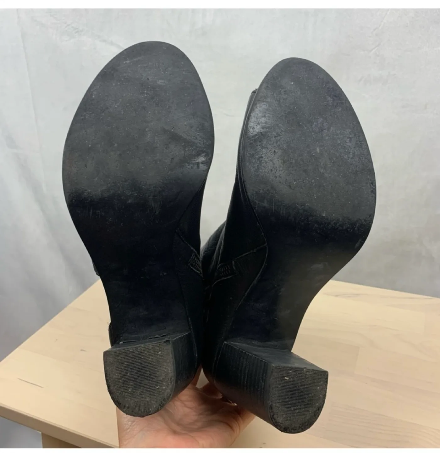 Steve Madden Nextstar Black Leather Peep Toe Booties - Size 7.5 image indicator(3)