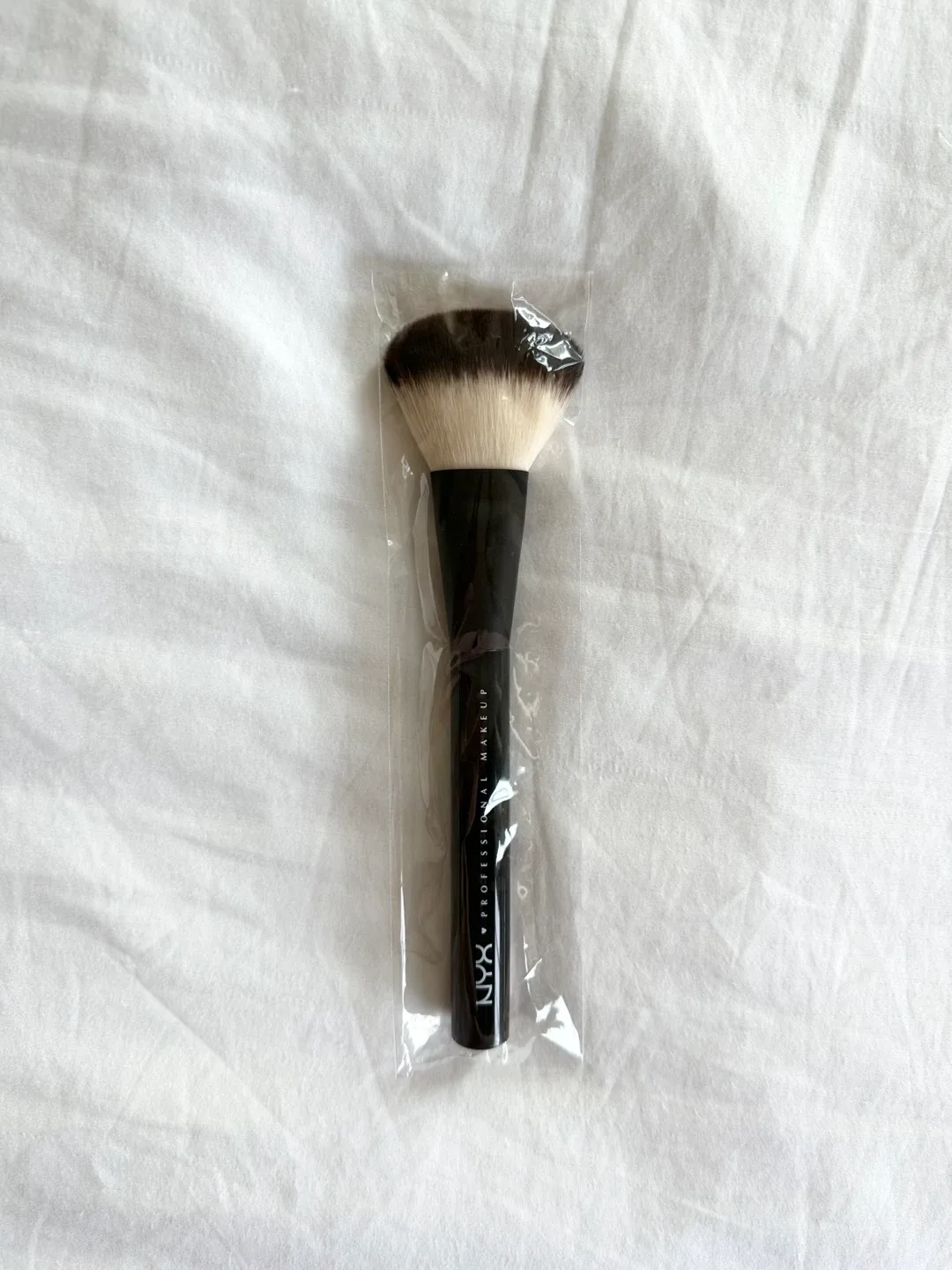 New NYX Professional Makeup Pro Powder Brush thumbnail