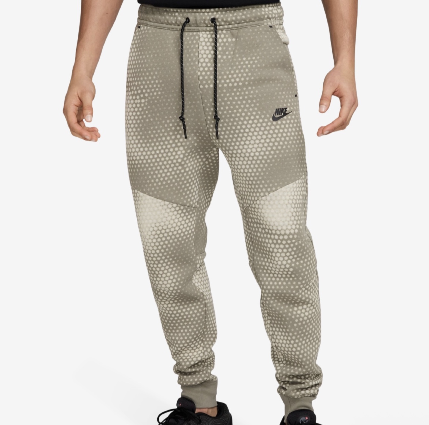 Nike Tech Fleece Full-Zip Hoodie & Pants Set