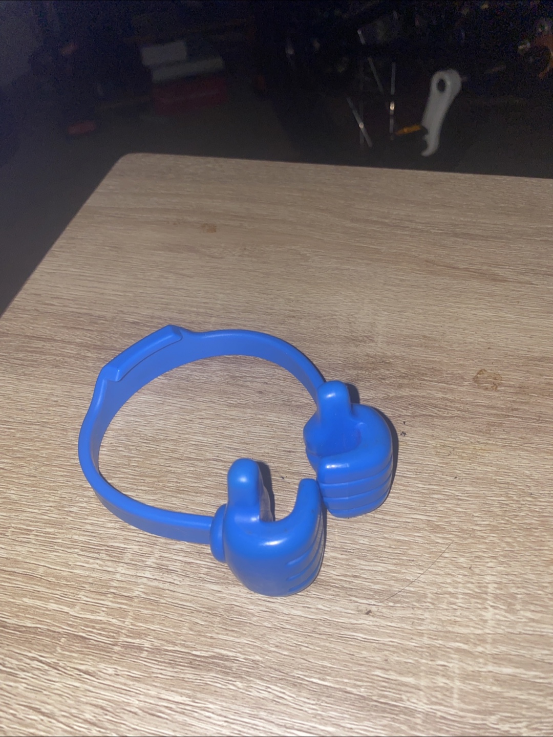 Blue Thumbs Up Phone Holder