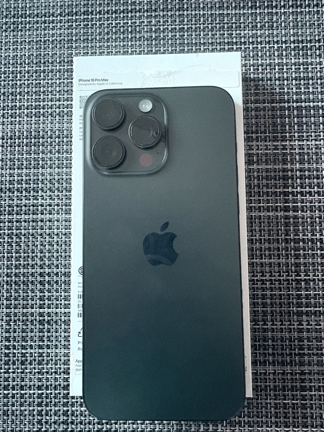 iPhone 15 Pro Max HoloLock Magnetic Case - New - photo 3