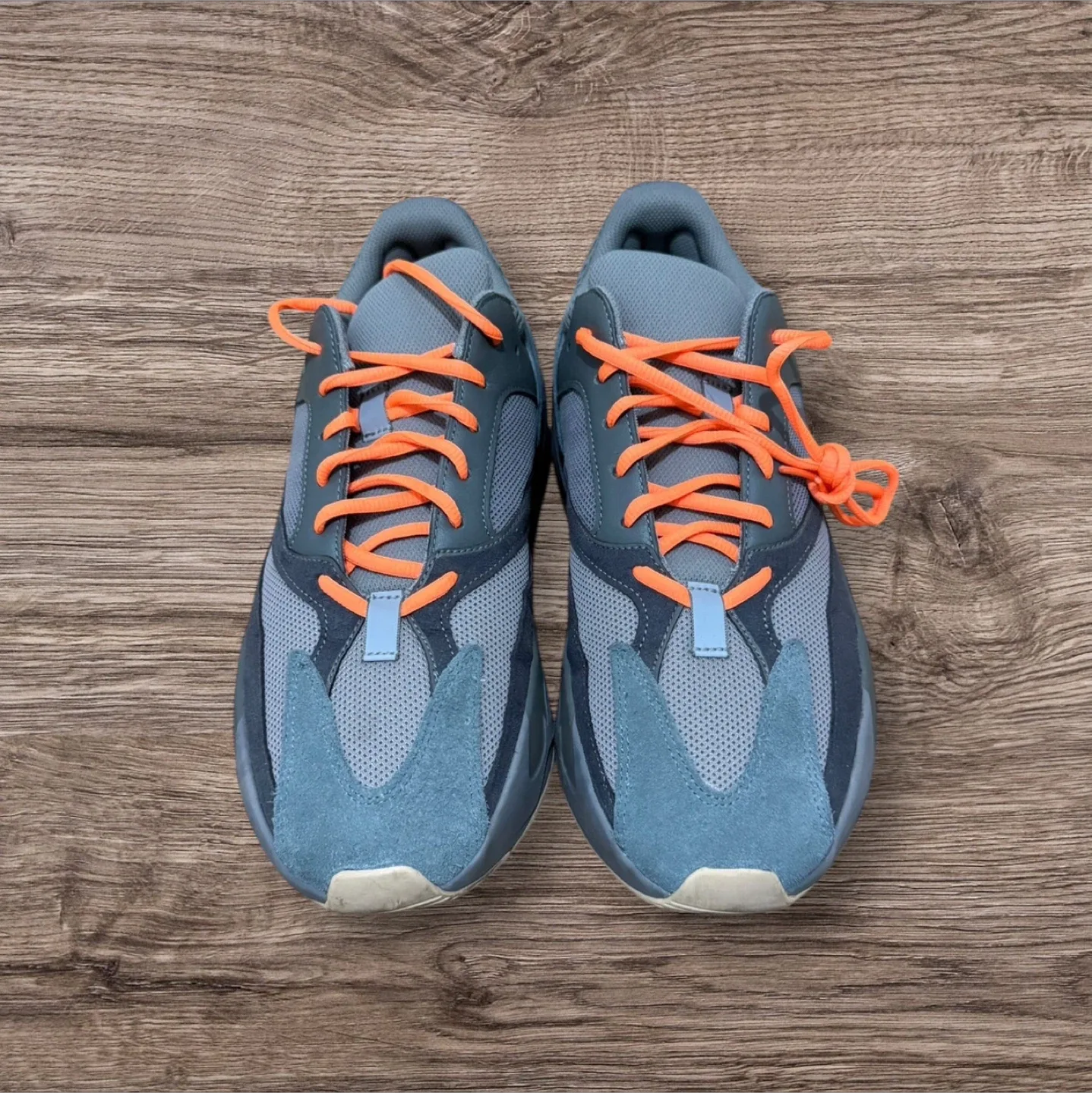 Adidas Yeezy Boost 700 Teal Blue Size 12 thumbnail
