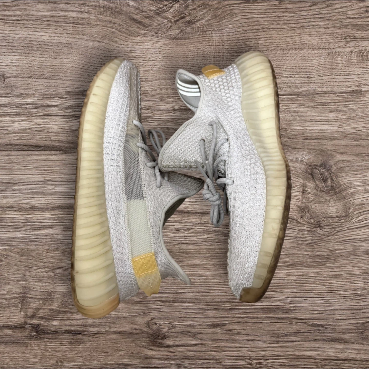 Adidas Yeezy Boost 350 V2 Light/Light/Light Size 12.5 - photo 2
