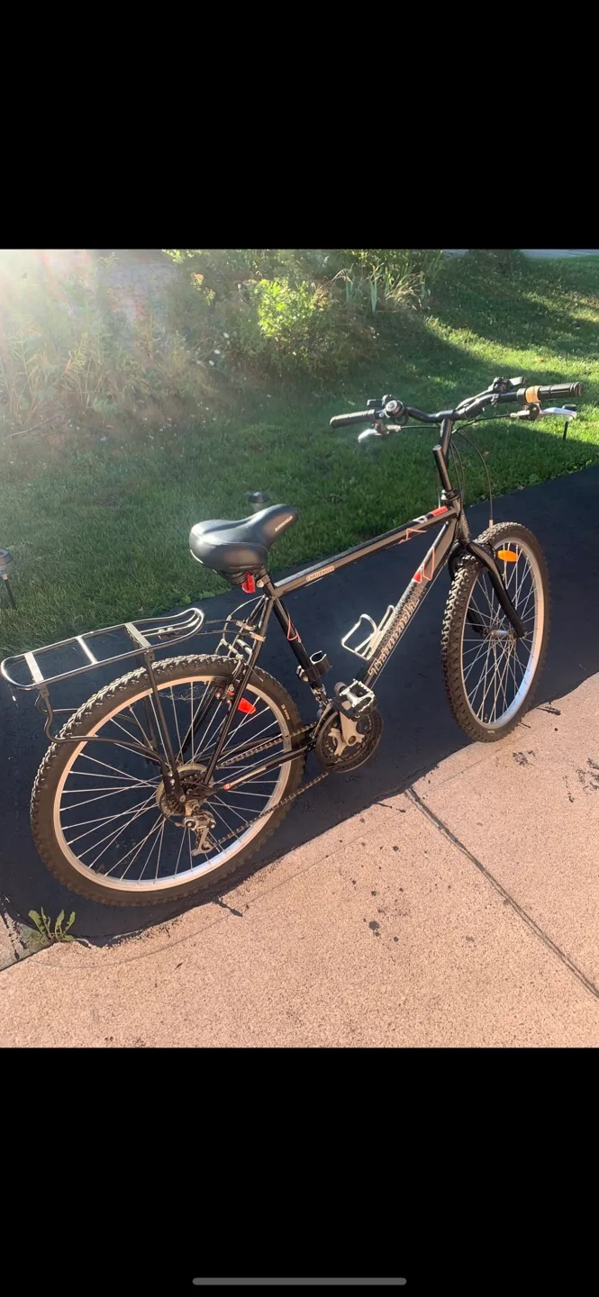 Multi-Speed Bike with Storage Rack, Bottle Holder, Ring Bell thumbnail