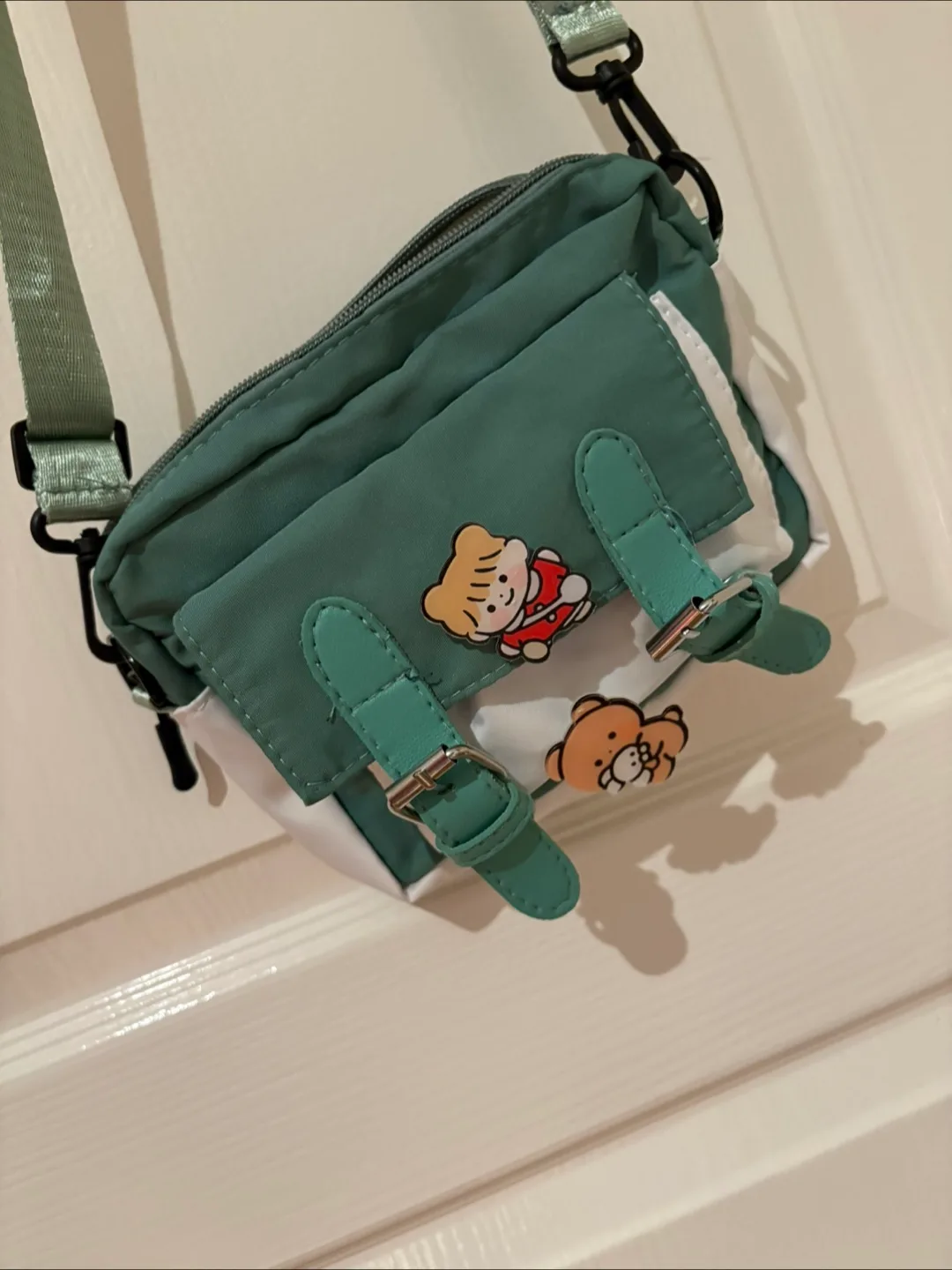 Cute Green & White Shoulder Bag thumbnail
