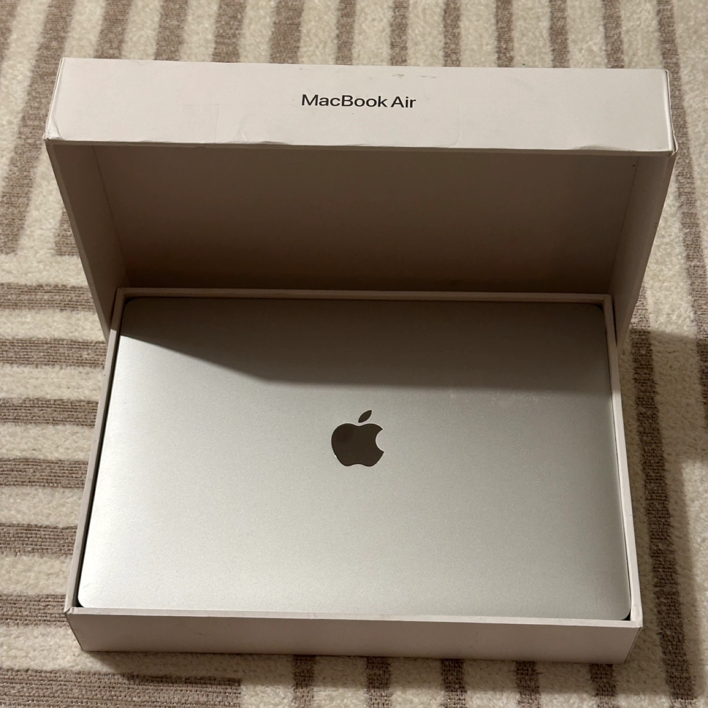 Apple MacBook Air 2020 - M1 16/256 GB - Silver (with box) - photo 2