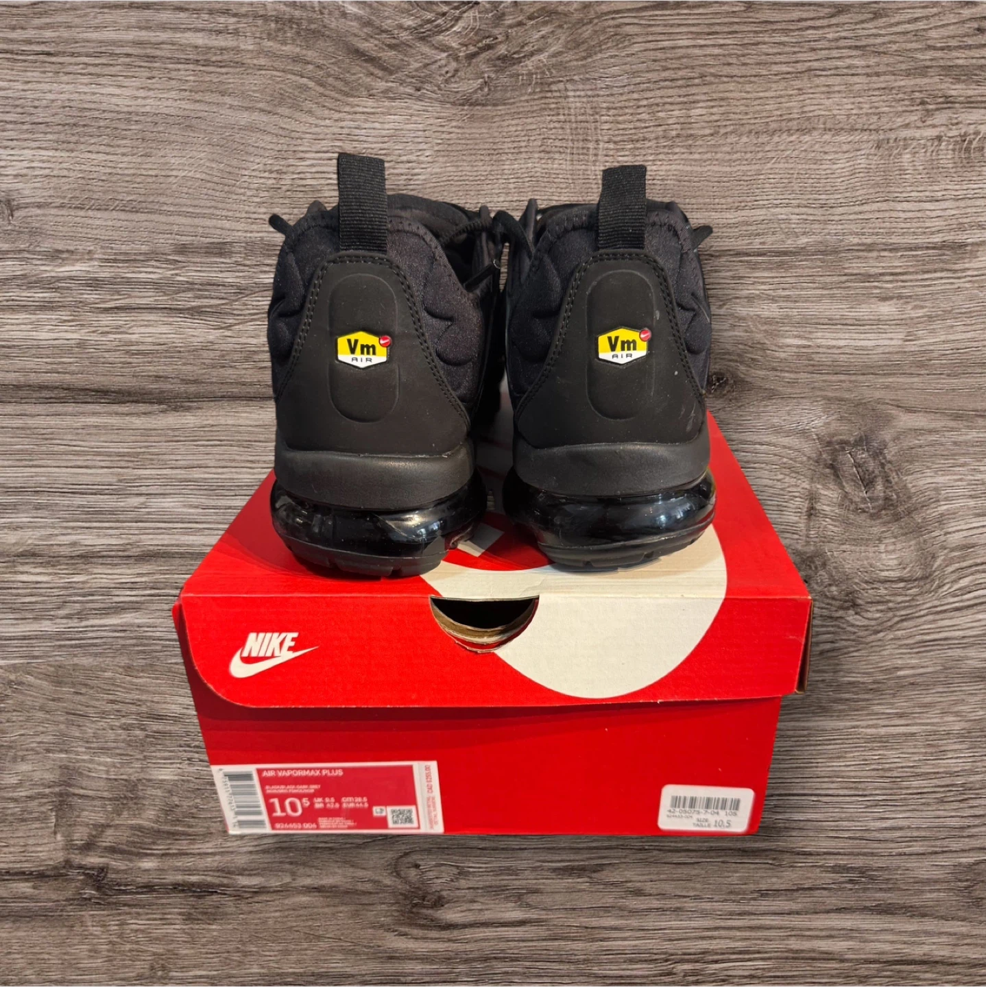 Nike Air VaporMax Plus Black US 10.5 - photo 2