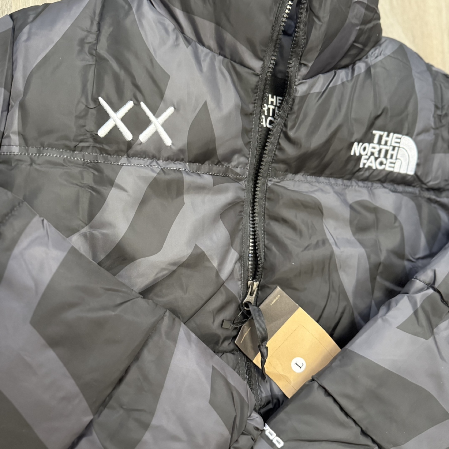 The North Face x Kaws Puffer Jacket - Size L - photo 5