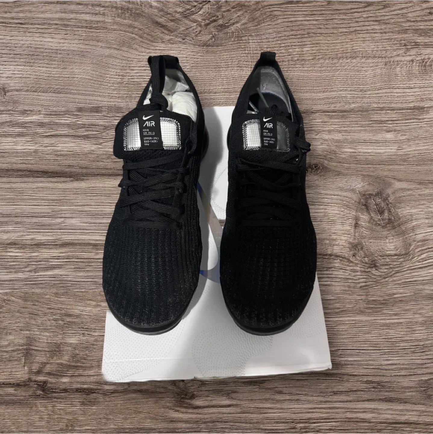 Nike Air Vapormax Flyknit 3 - Black - Size 10.5 thumbnail