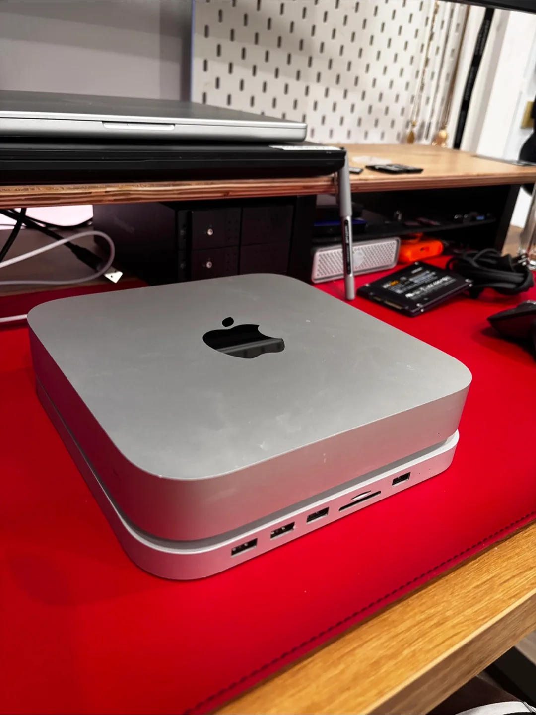 Apple Mac Mini + Samsung 870 QVO 1TB SSD thumbnail