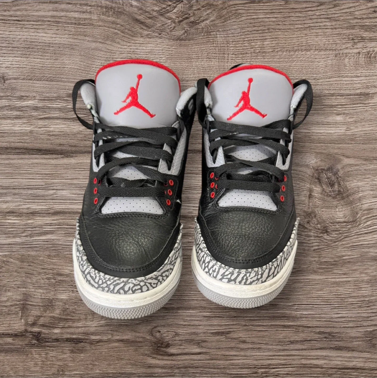 Air Jordan 3 Retro OG Black Cement Grey - Size 10.5 thumbnail