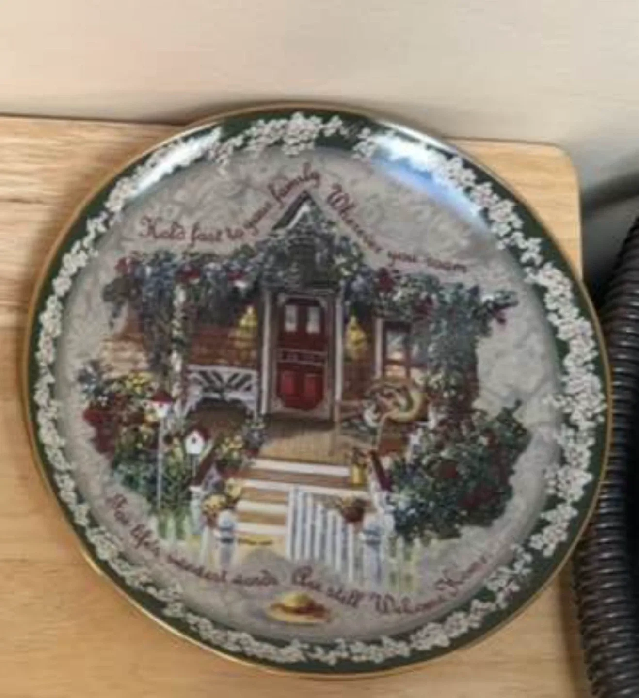 Home is Where the Heart Is Collector Plates image indicator(7)