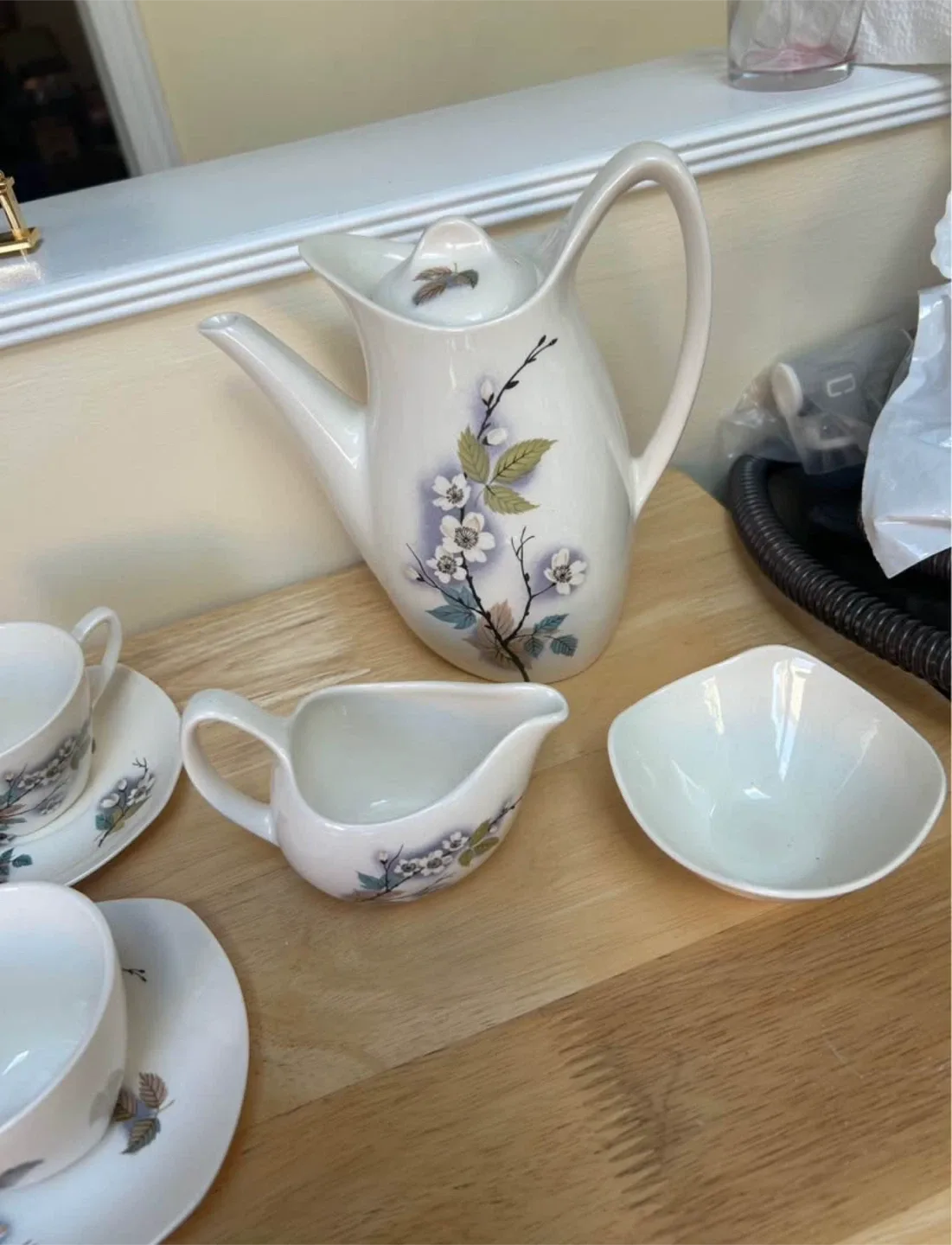 Vintage Midwinter Orchard Blossom coffee set image indicator(7)