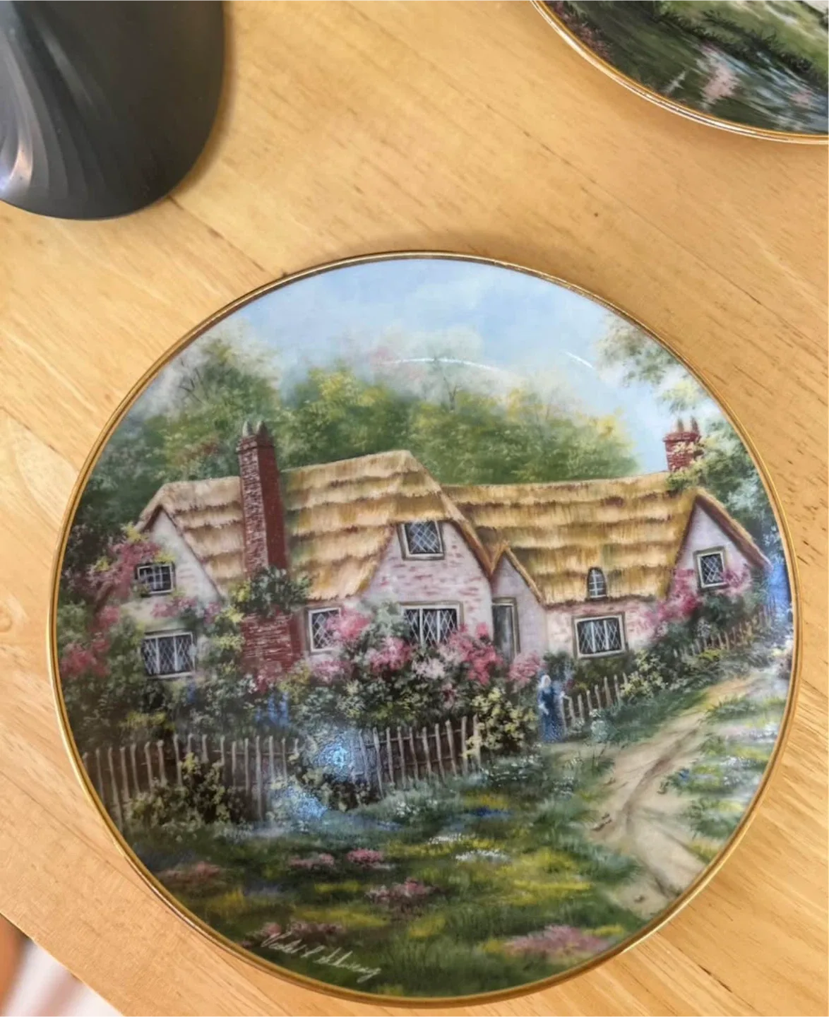 The Franklin Mint Heirloom Collection  by Violet Schwenig image indicator(5)