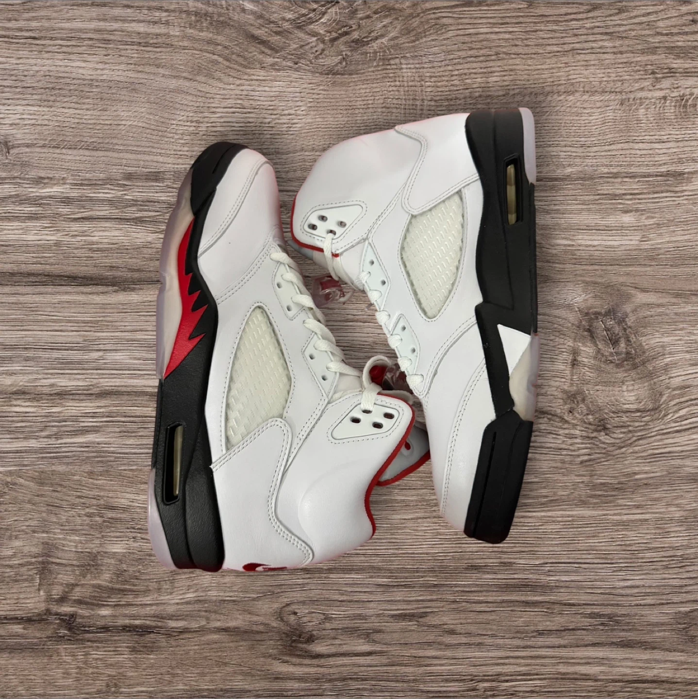 Nike Air Jordan 5 Retro Fire Red Sz 9 - photo 2