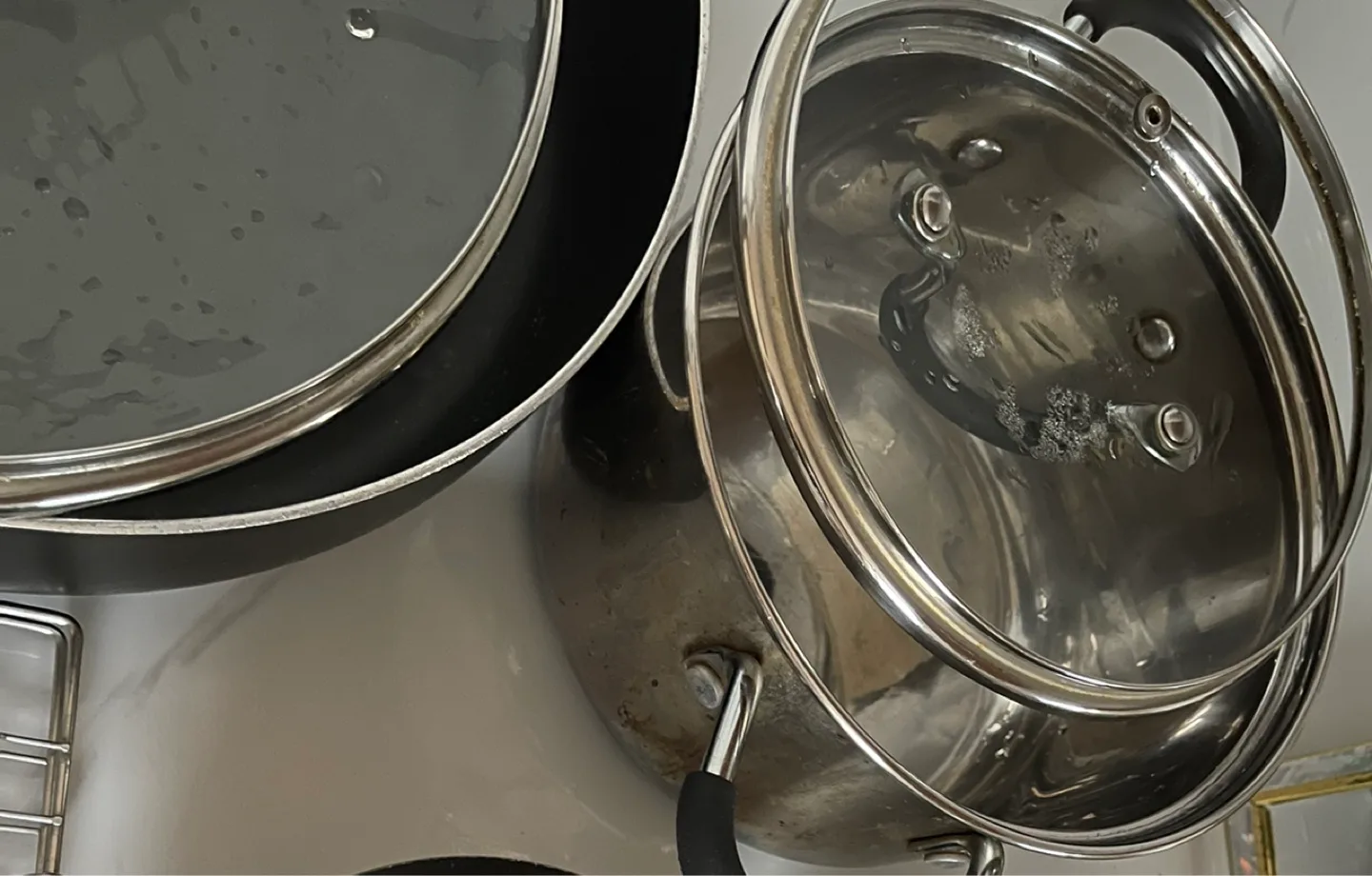 Pots, Pans, Steamer, Forks Set image indicator(3)