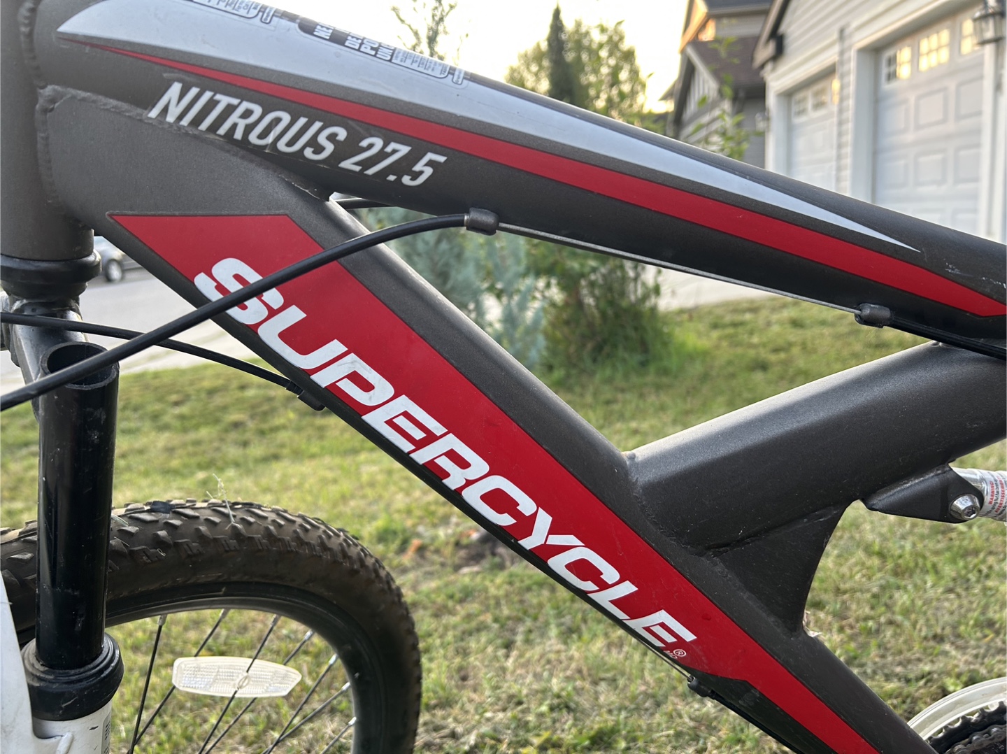 Supercycle Nitrous 27.5 Mountain Bike