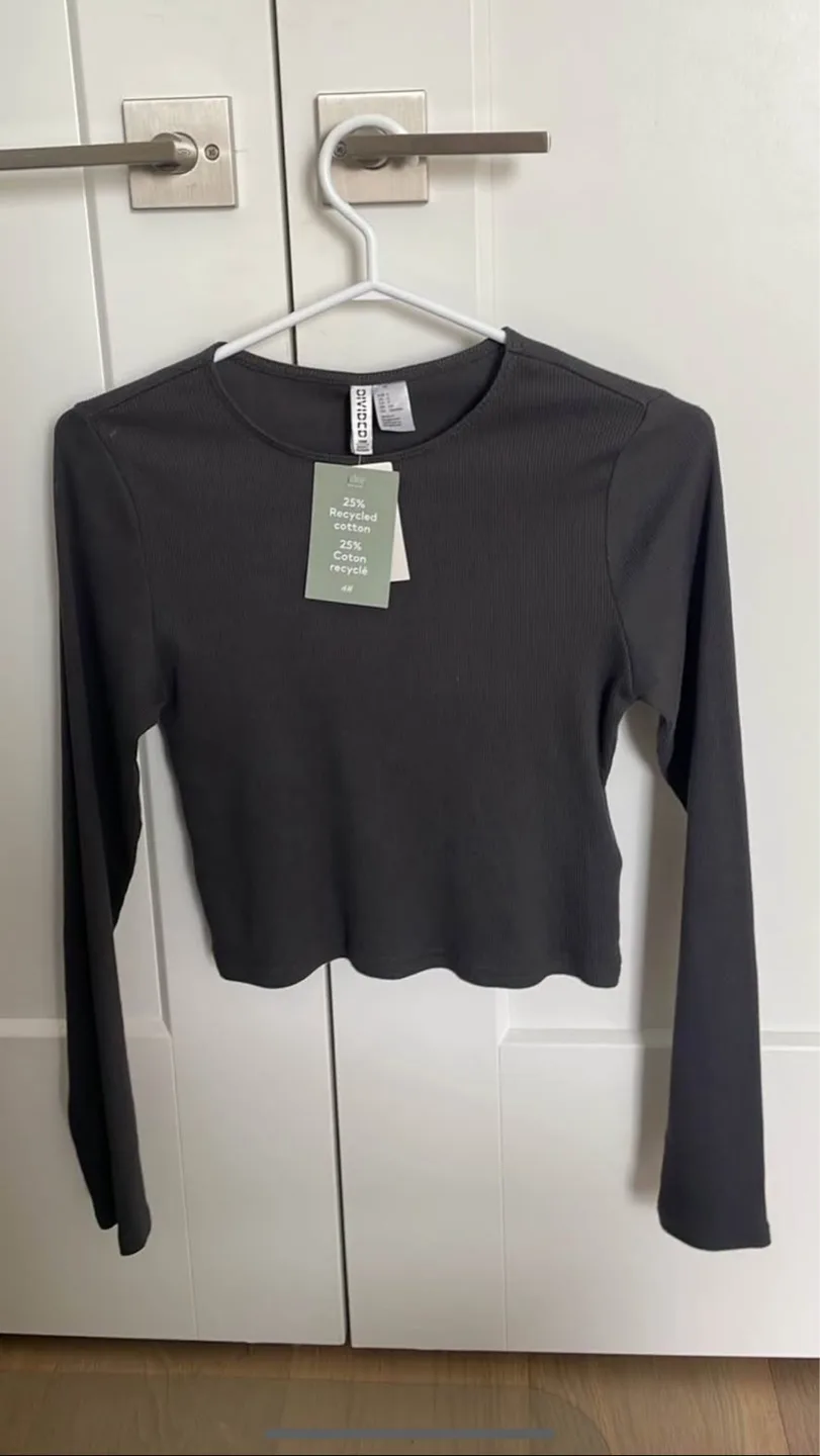H&M Divided Long Sleeve Top - Size S