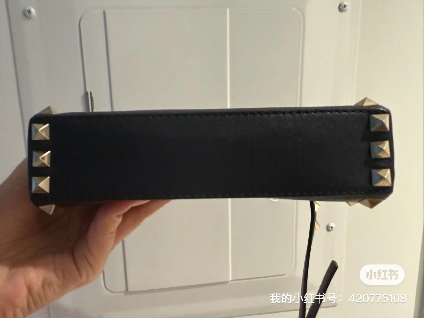 Valentino Garavani Rockstud Crossbody Bag image indicator(3)