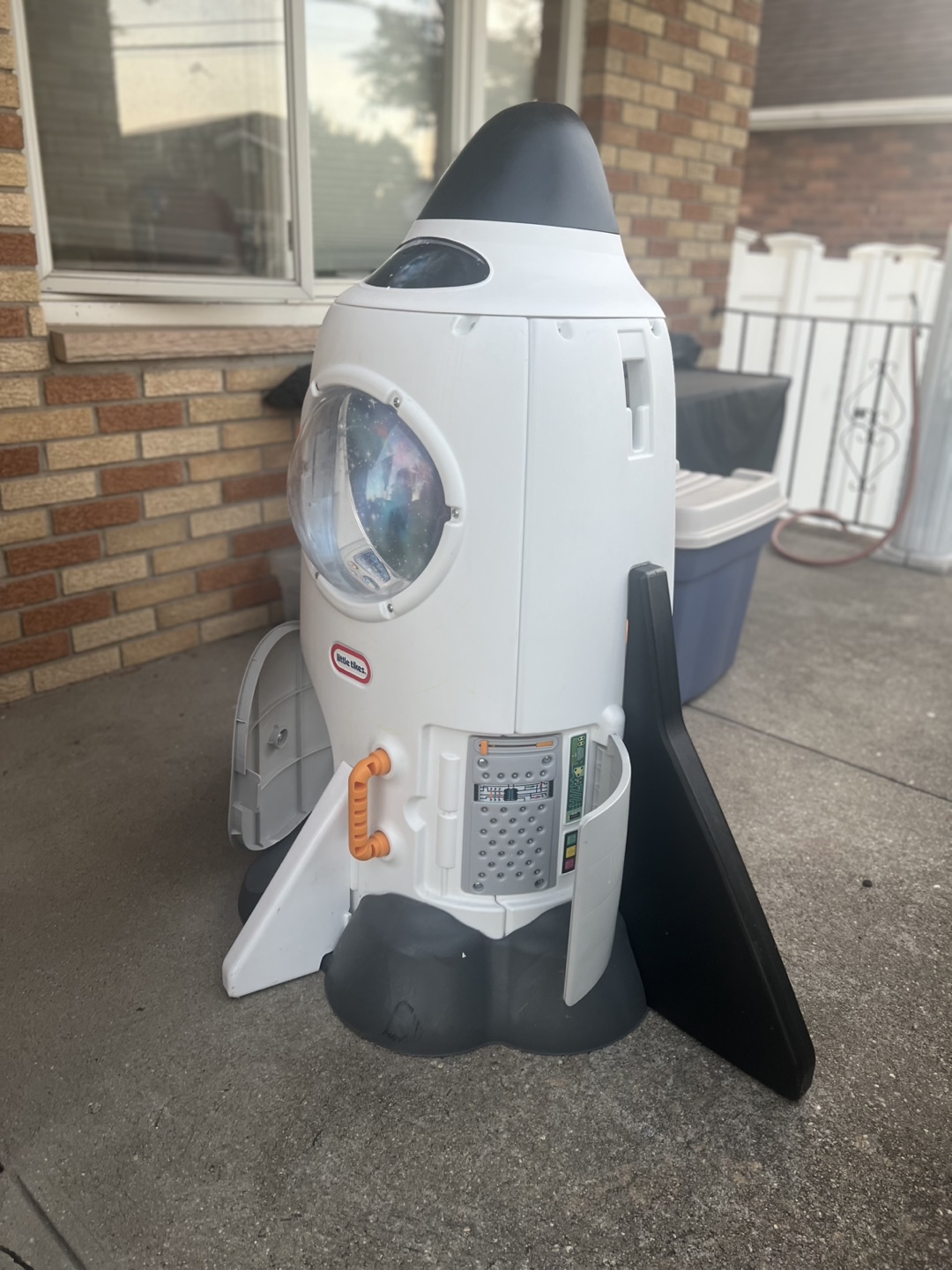 Little Tikes Rocket Ship