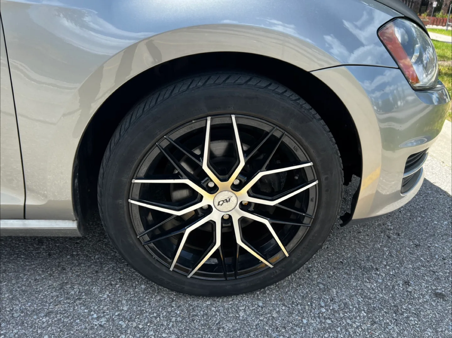 2016 Volkswagen Golf tsi  hatchback image indicator(10)