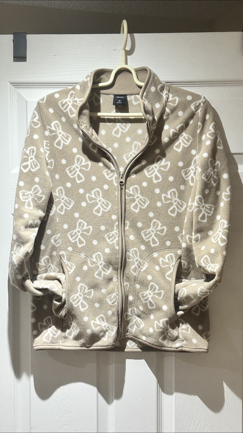 Vanel Fleece Jacket - Size M