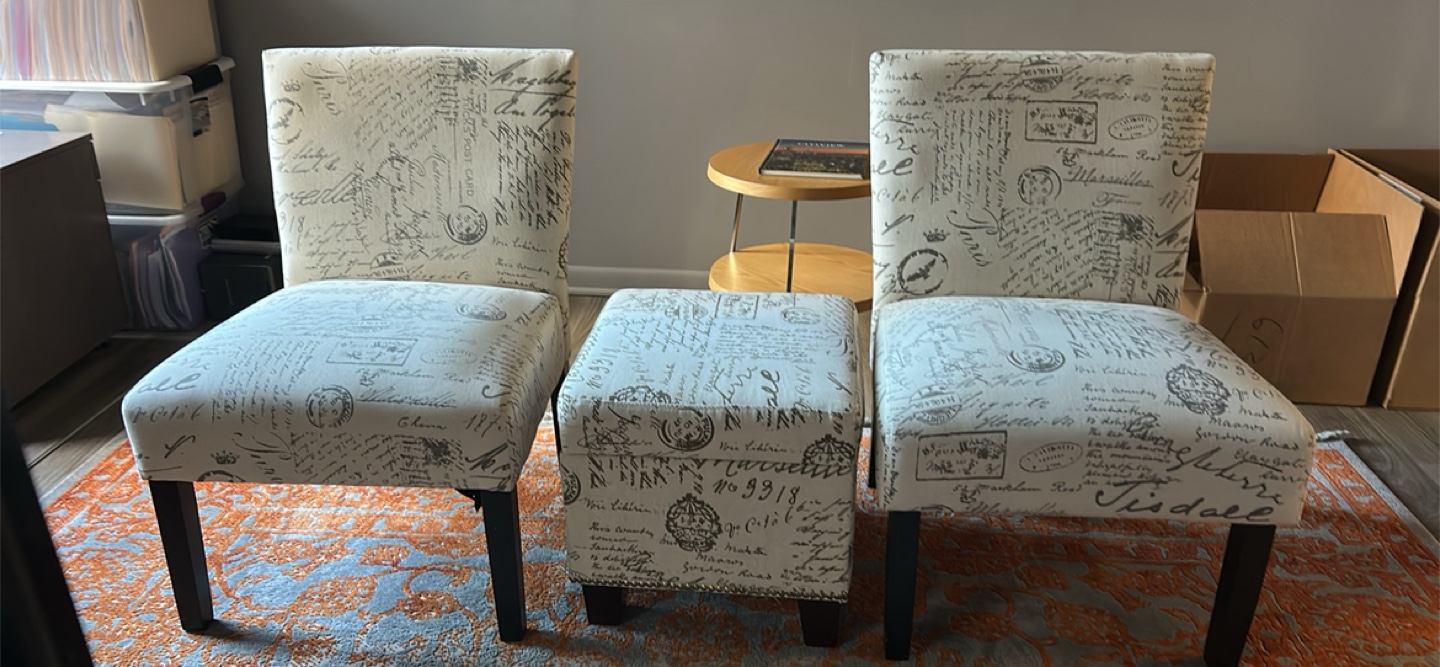 Set of 2 Accent Chairs with Ottoman