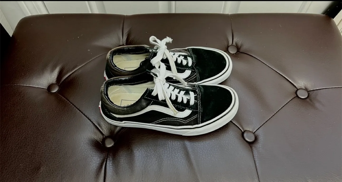 Vans Old Skool sneakers size 6 image indicator(6)