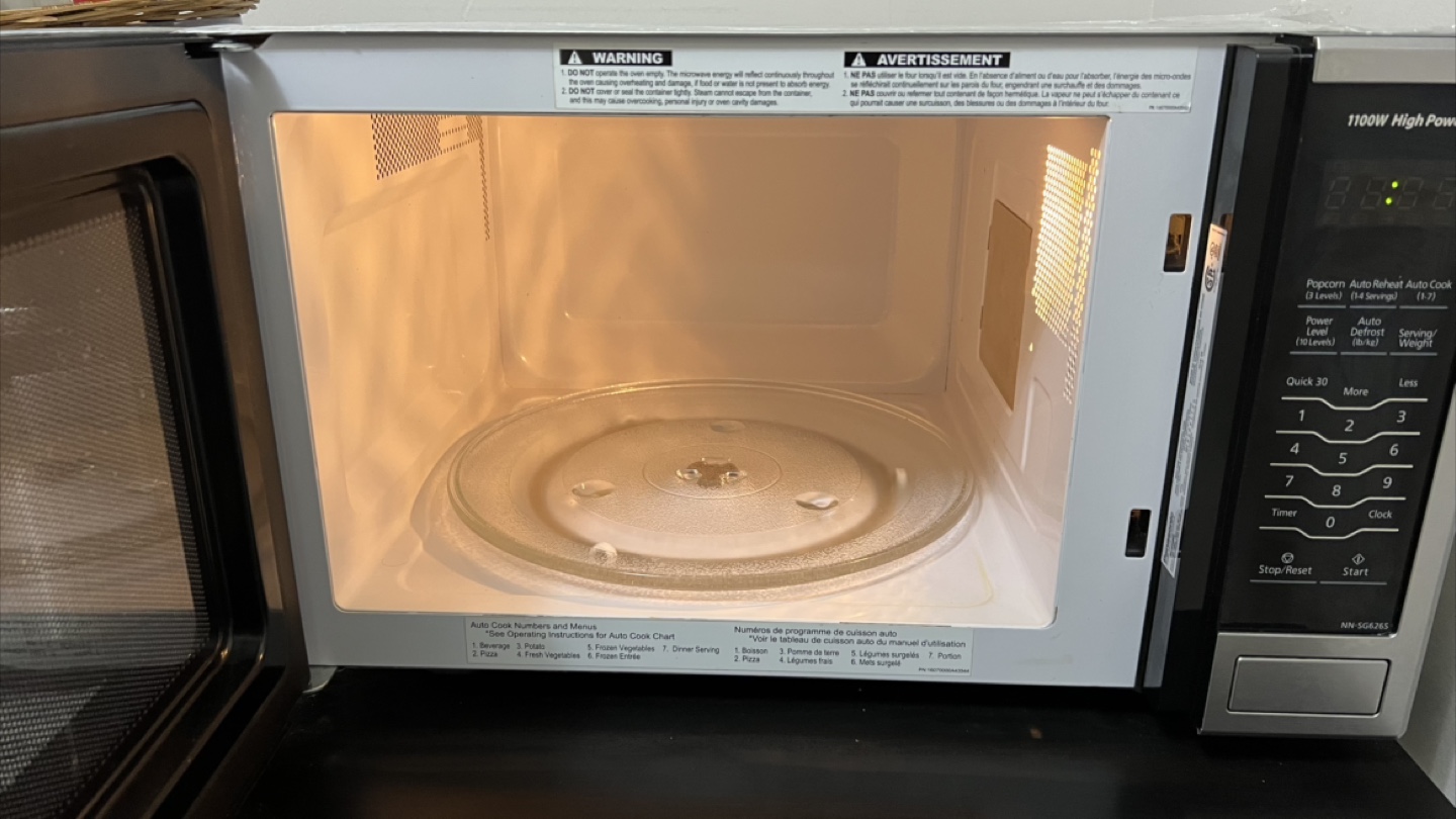 Panasonic NN-SG626S Microwave Oven - photo 3