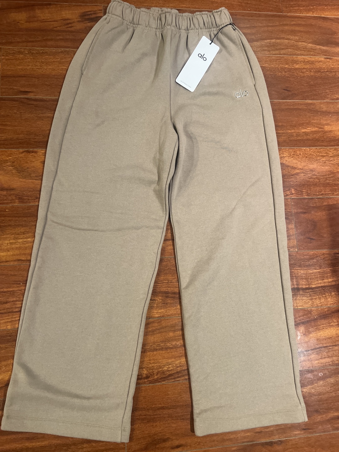 ALO Accolade Straight Leg Sweatpants - Gravel, Size XXS