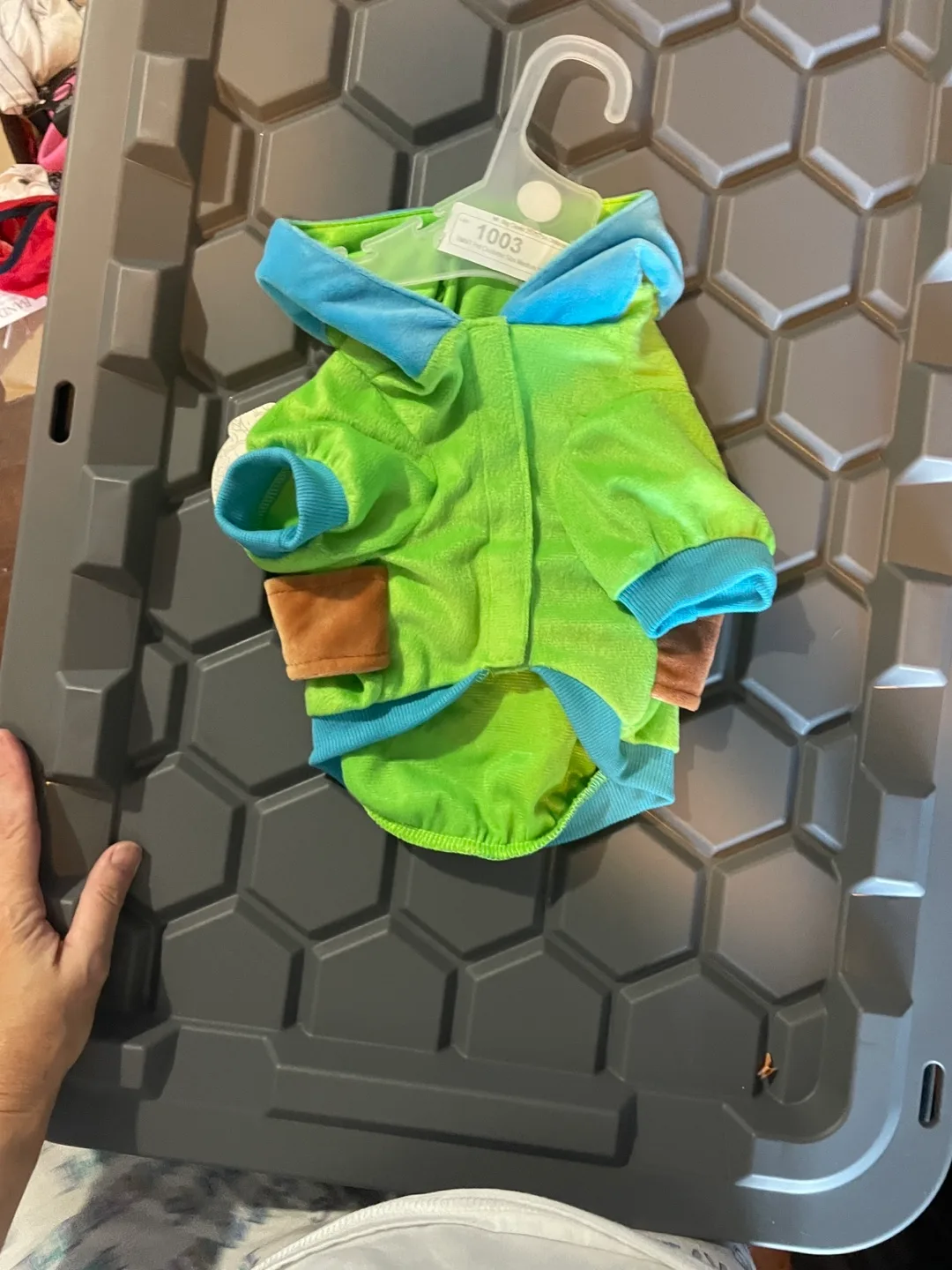 New Teenage Mutant Ninja Turtle Dog Costume - Size M/M image indicator(3)