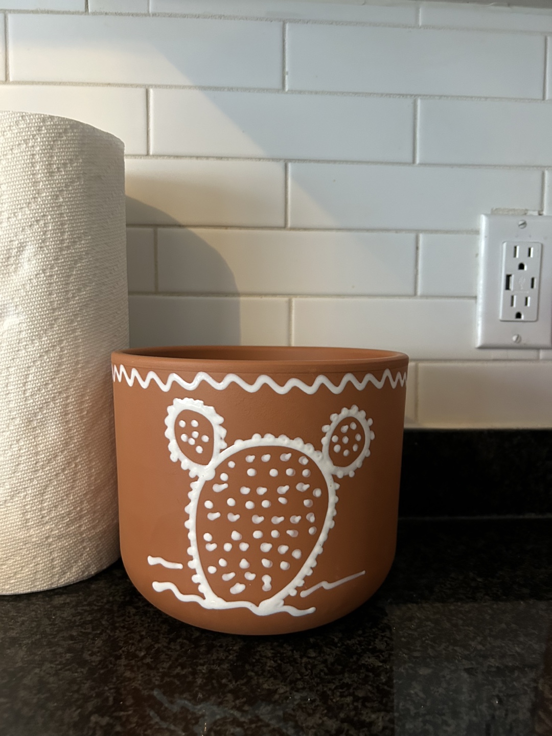 Variety of terracotta planters - photo 3