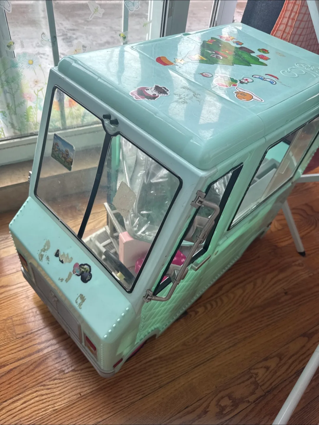 Kids Ice Cream Truck Play Set thumbnail