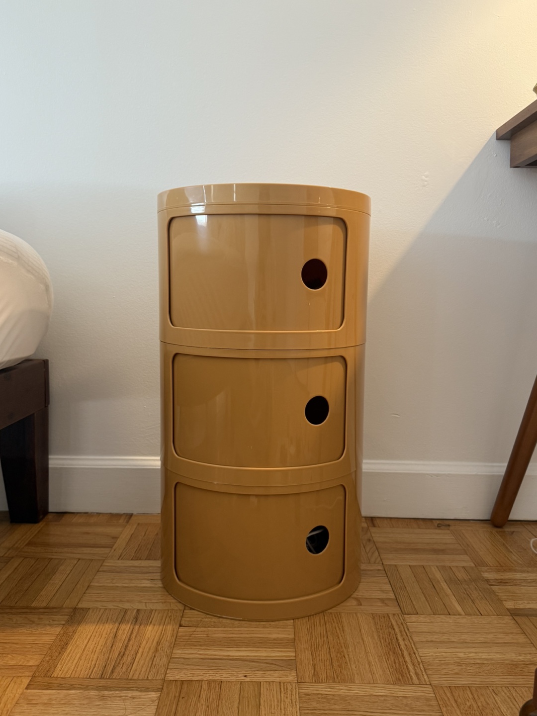 3-Tier Round Storage Cabinet