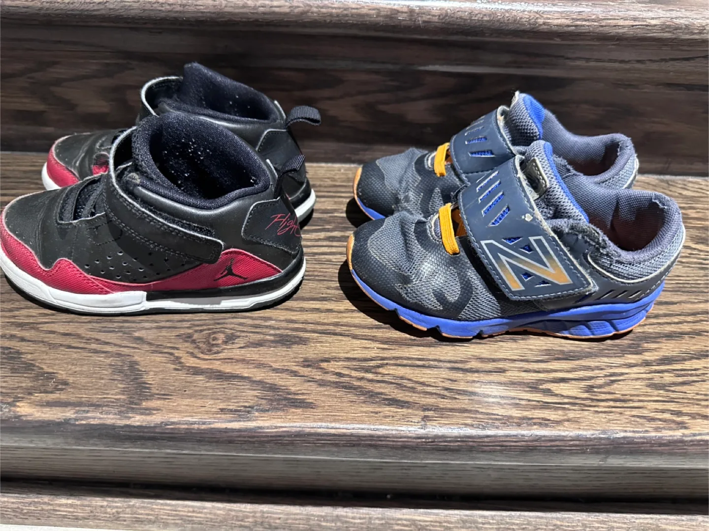 Jordan Flight + New Balance toddler kids shoes size 9 image indicator(2)