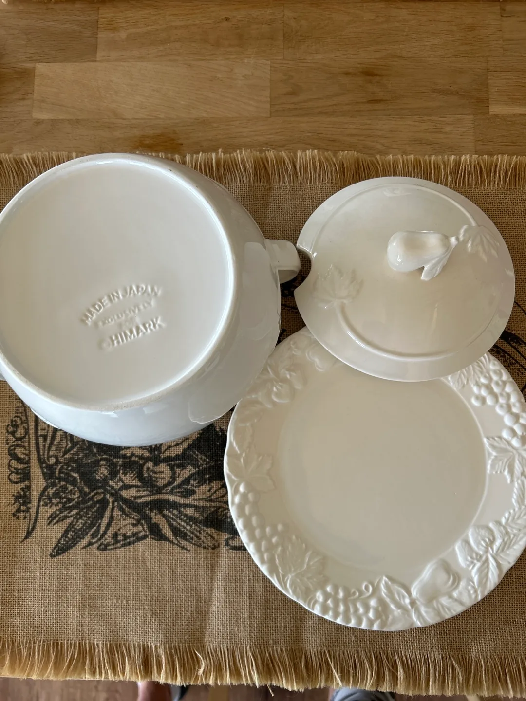 Himark Soup Tureen Casserole Dish image indicator(4)