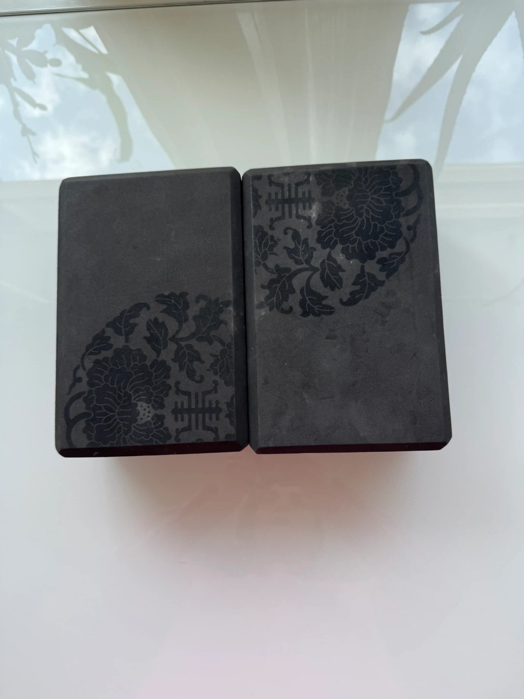 2x Black Yoga Blocks with Floral Design - photo 3