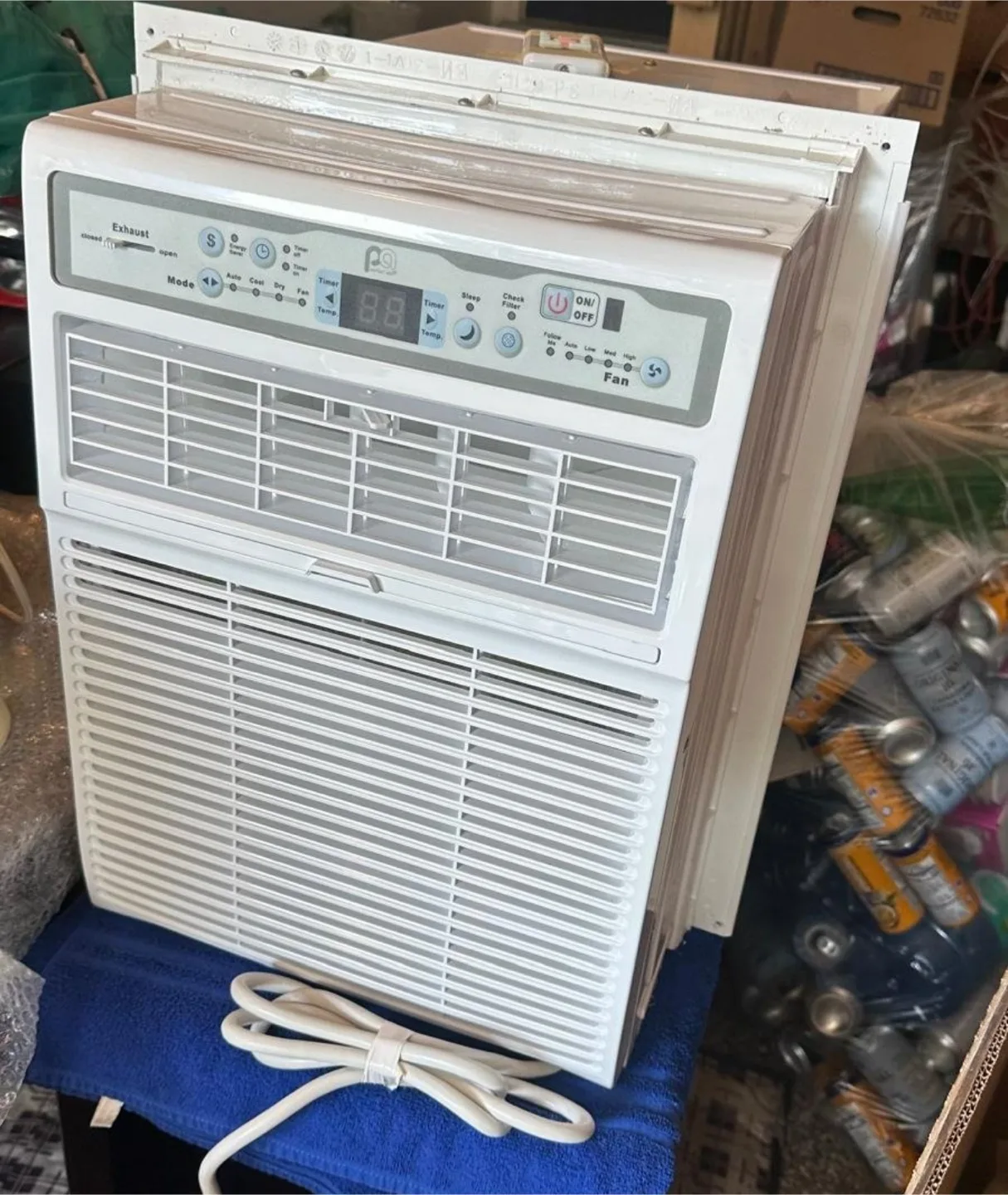 Air Conditioner - Perfect Aire brand 10000 BTU thumbnail