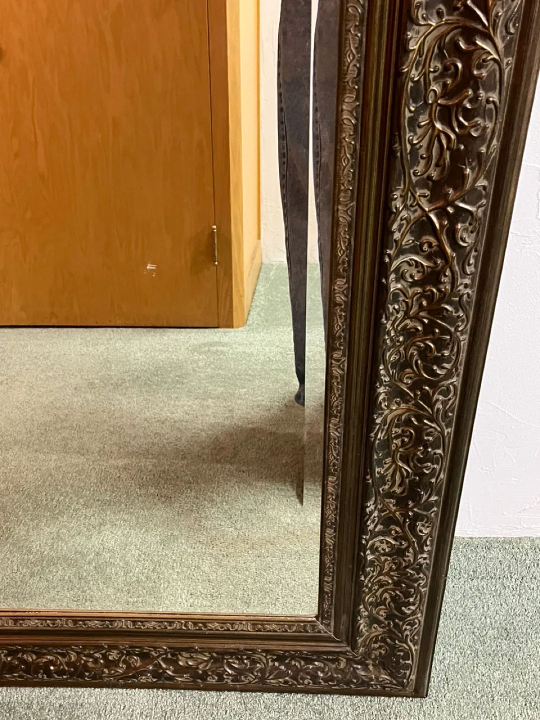 Ornate Framed Mirror image indicator(3)