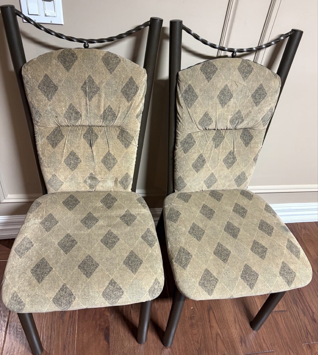 Set of 2 Dining Chairs