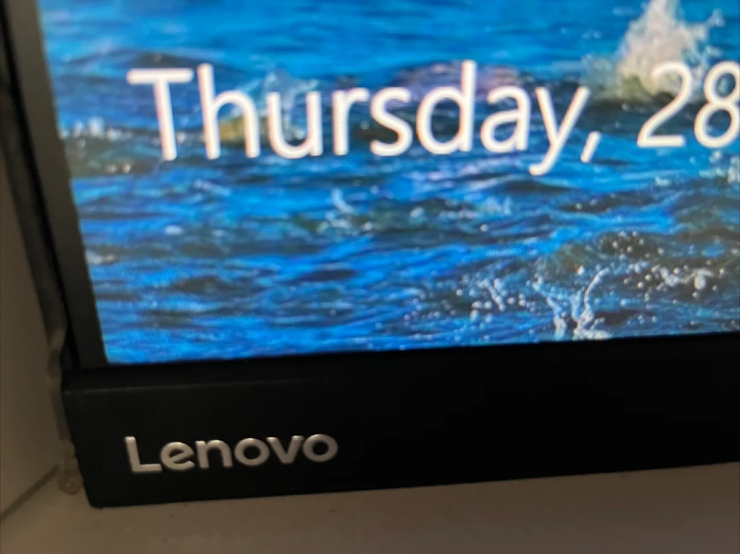 Lenovo ThinkVision Monitor image indicator(2)