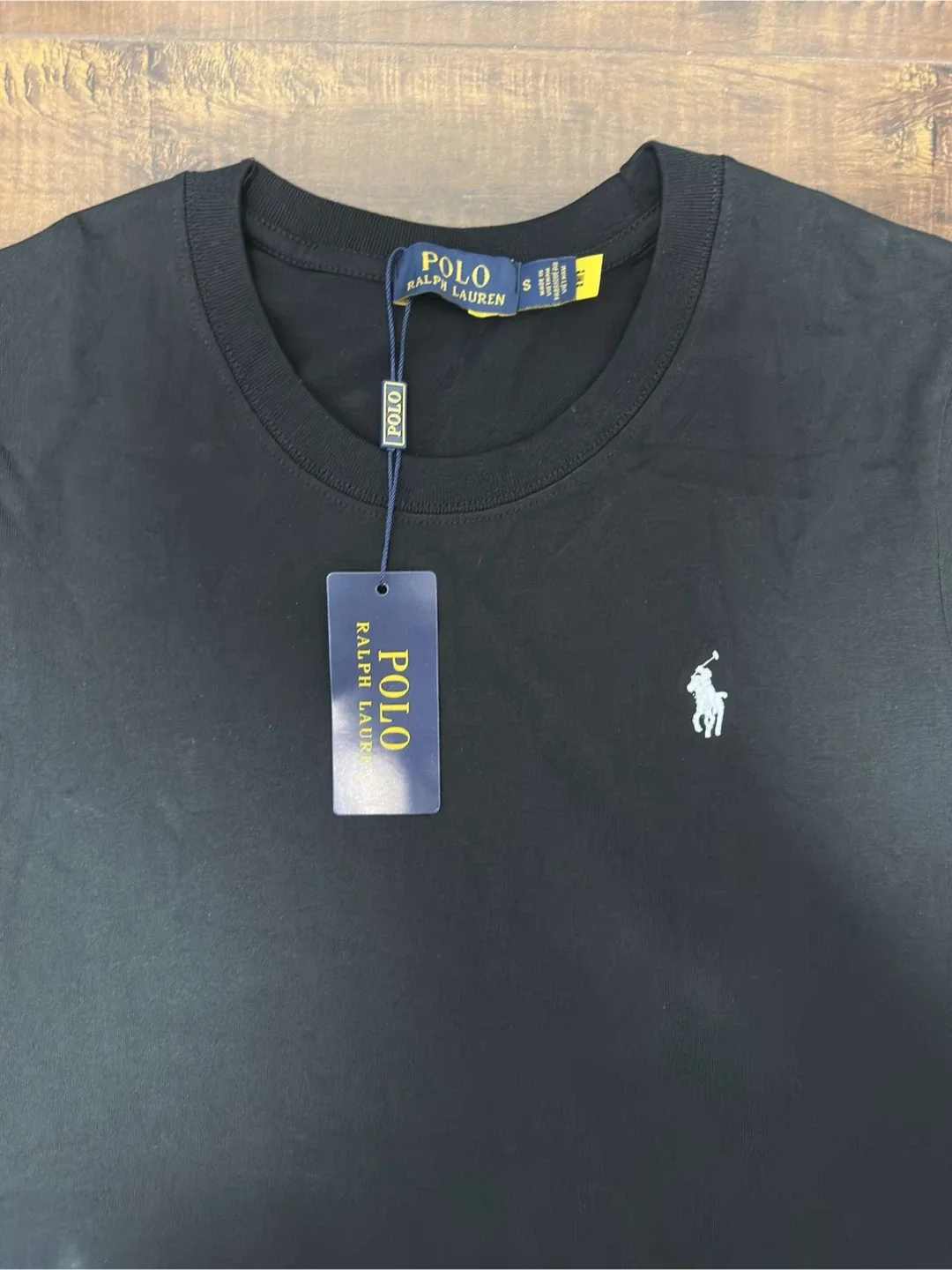 New Ralph Lauren Black T-Shirt - Size S image indicator(5)