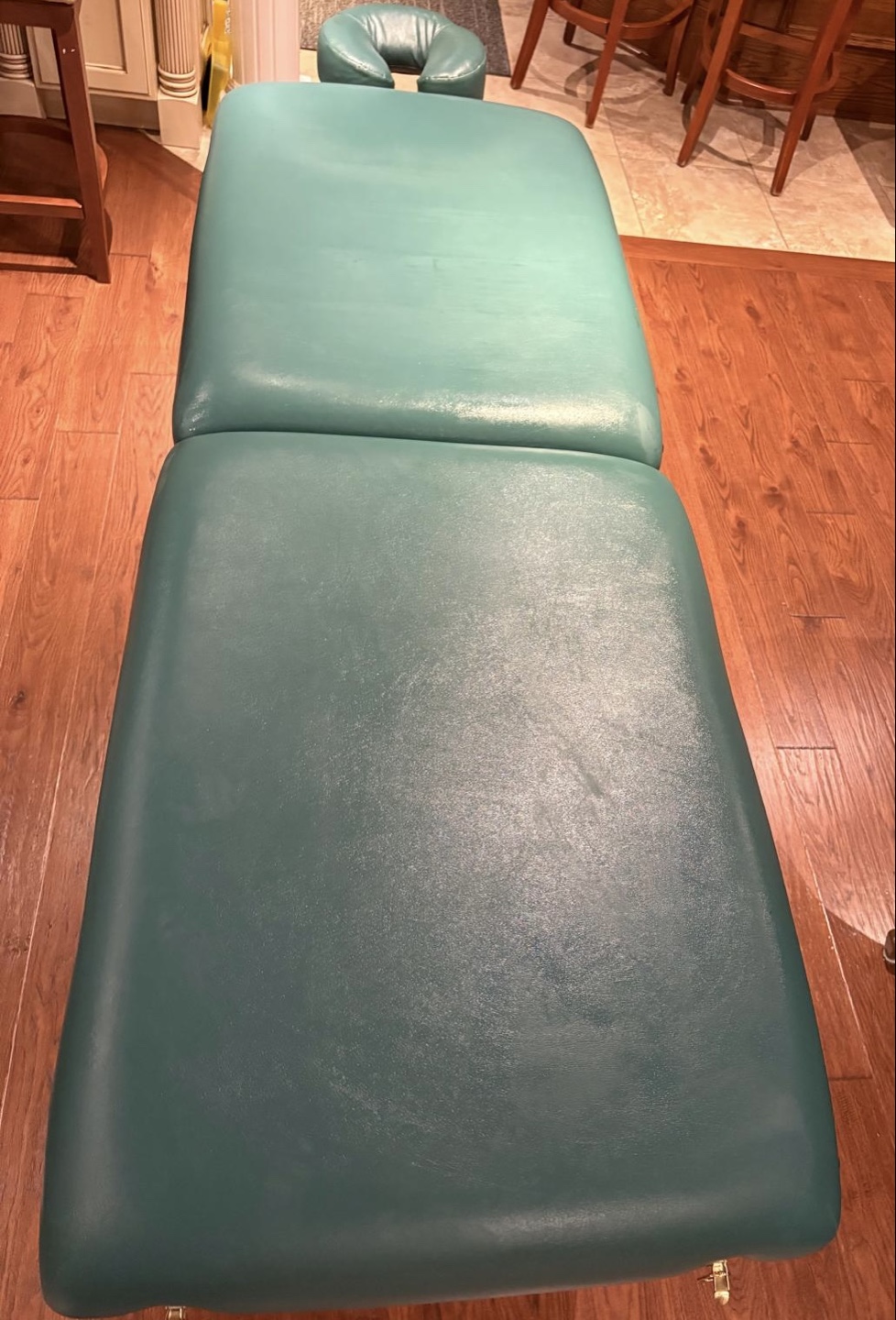 Portable Massage Table - Green