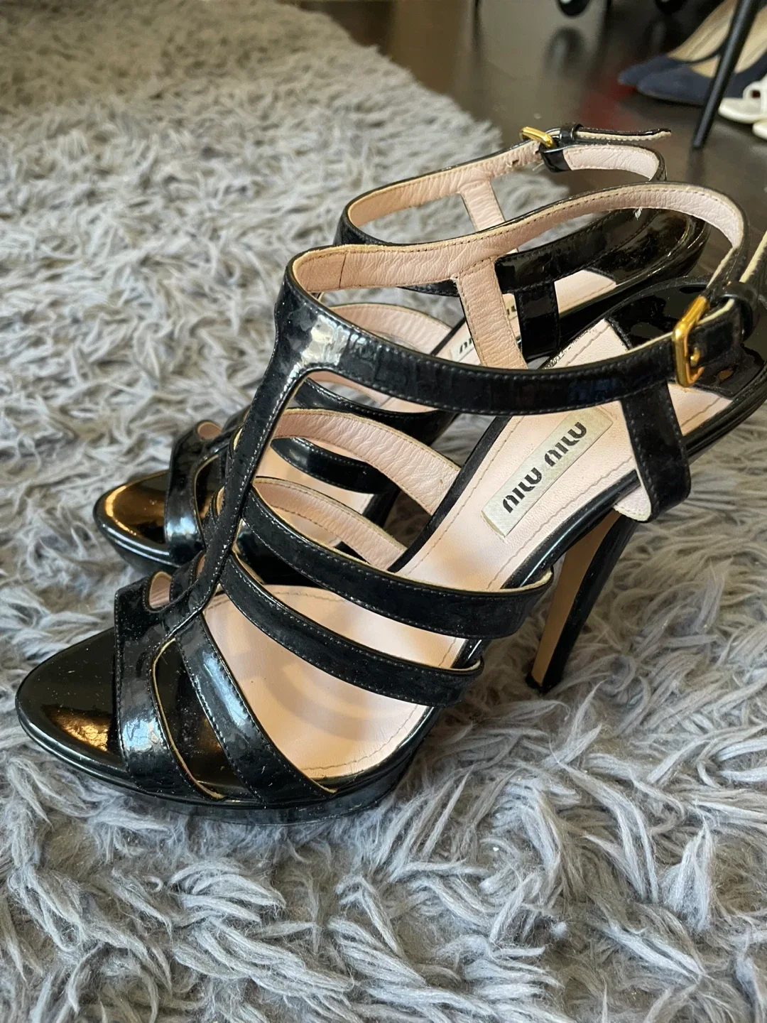 Miu Miu Black Patent Leather Heels image indicator(7)