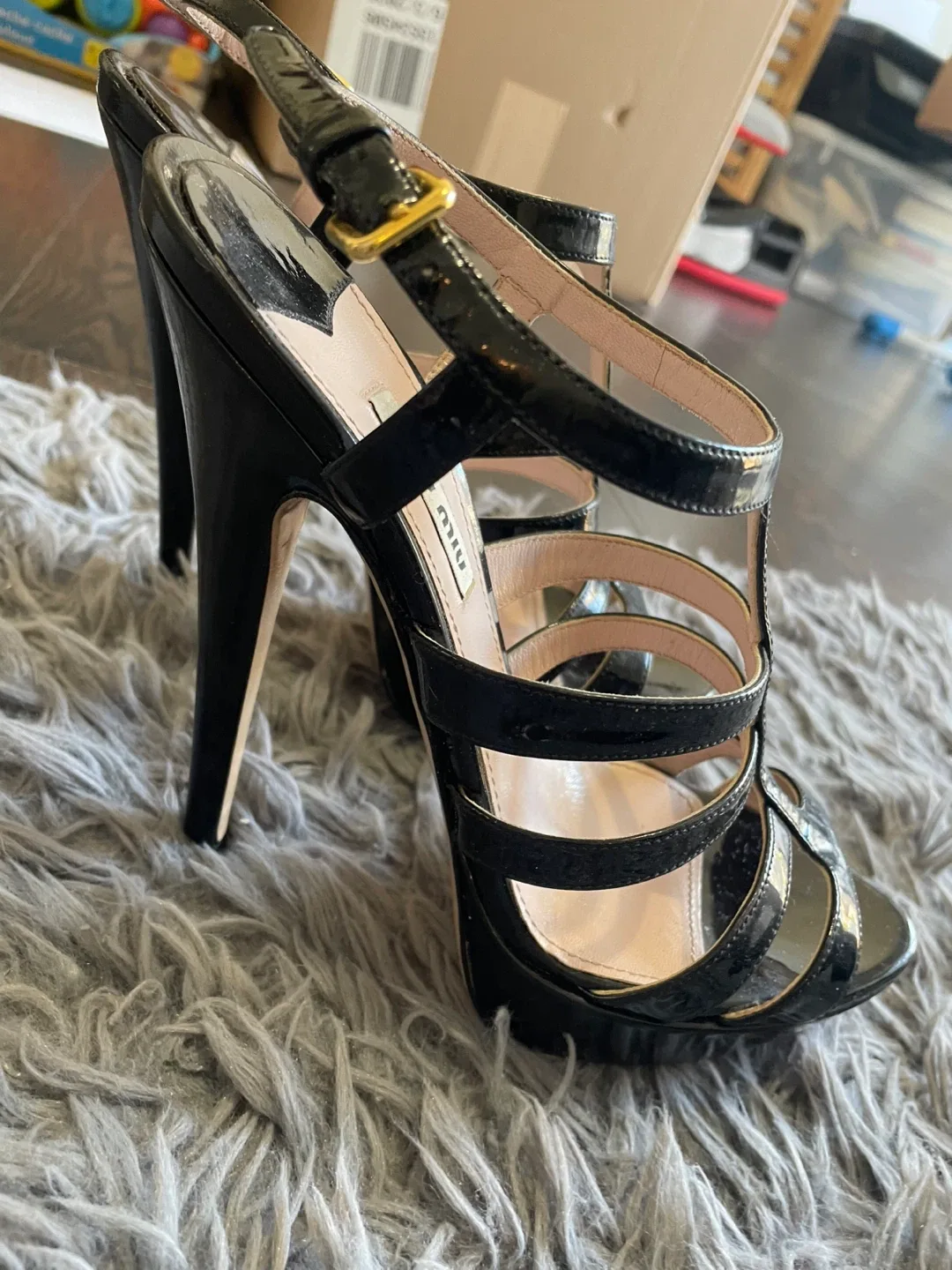 Miu Miu Black Patent Leather Heels image indicator(3)