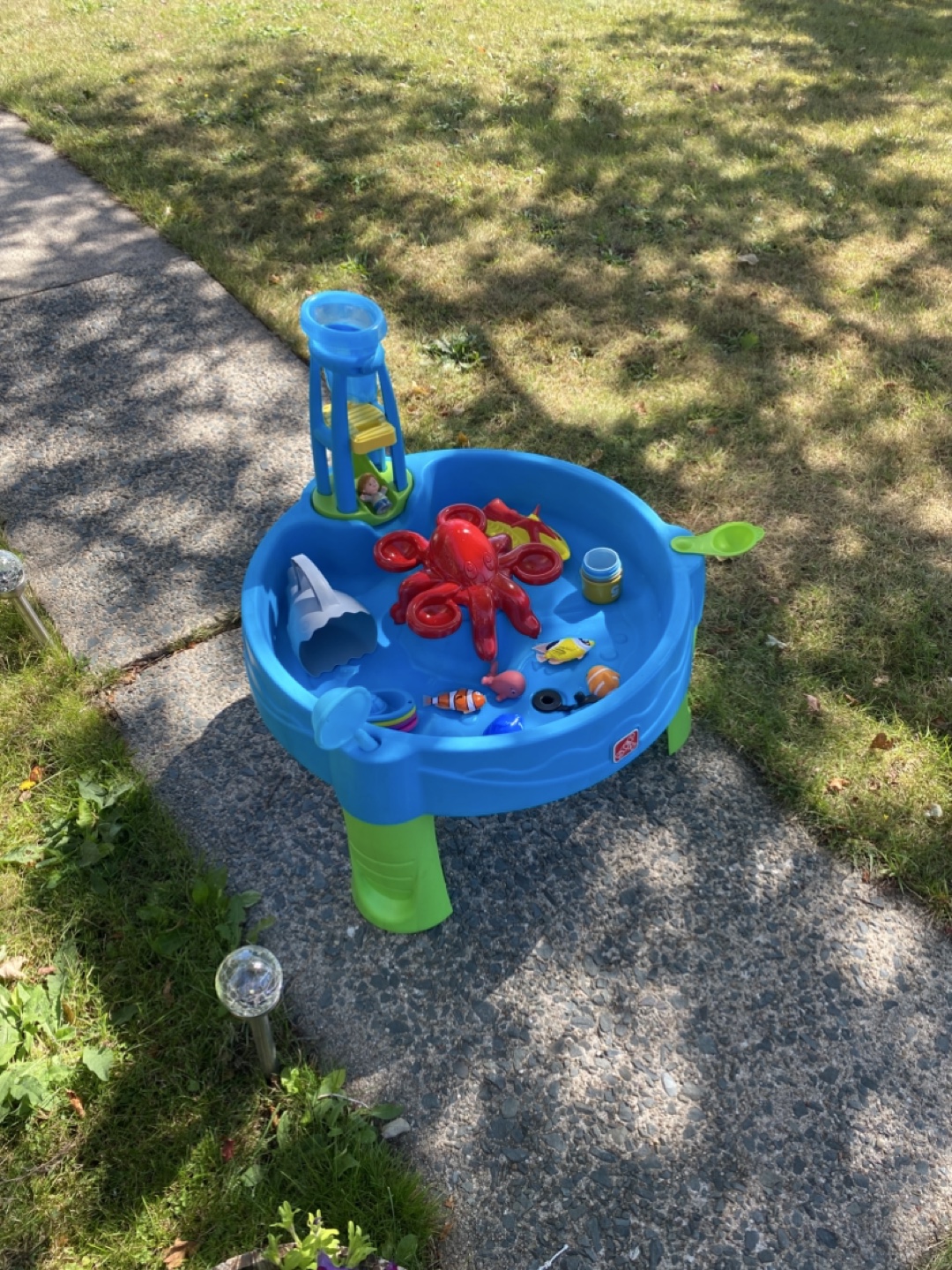 Step2 Octopus Water Table - photo 2