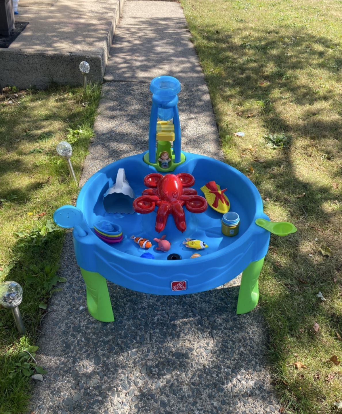 Step2 Octopus Water Table