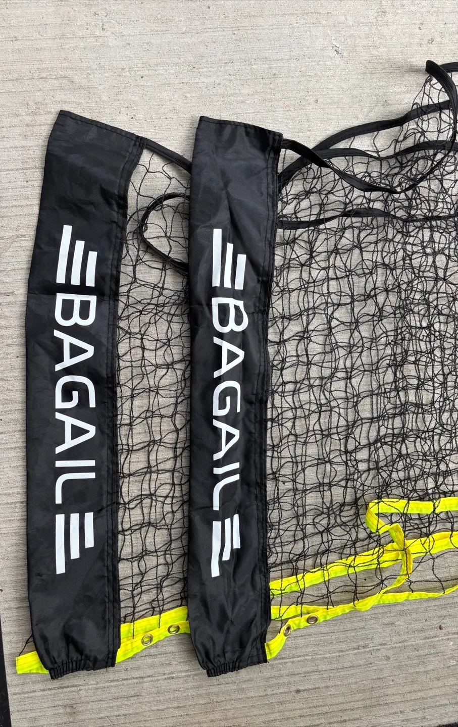 Bagail Badminton/Volleyball Net complete Set (net + stand + bag) thumbnail