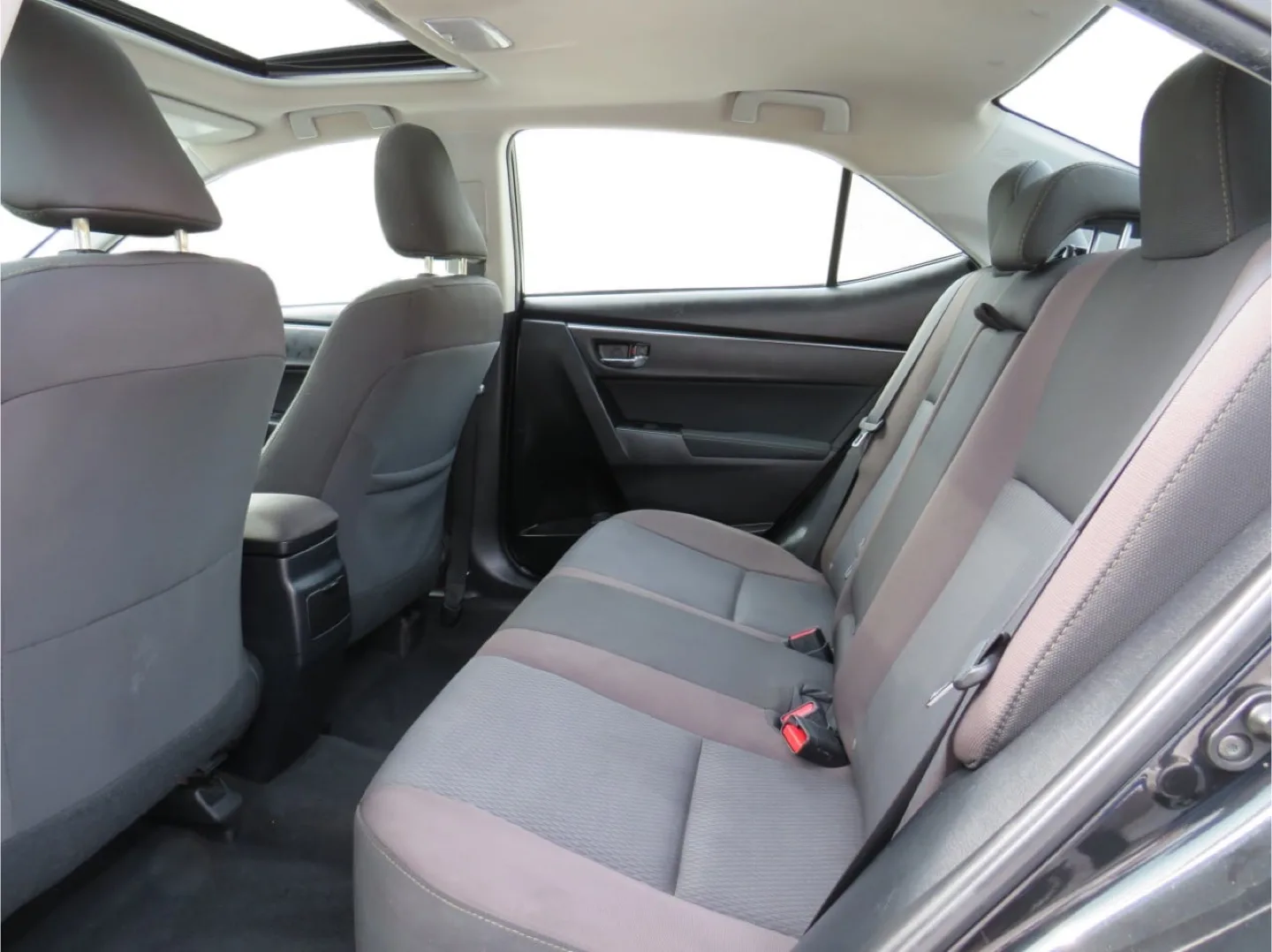 2017 Toyota Corolla - Black Sedan image indicator(10)