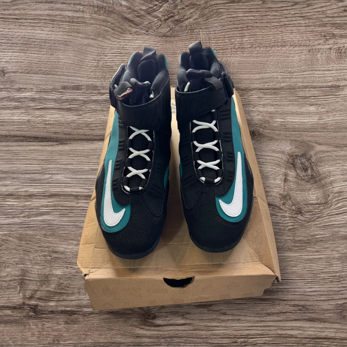 DS Nike Air Griffey Max 1 Freshwater- Size 9.5 thumbnail